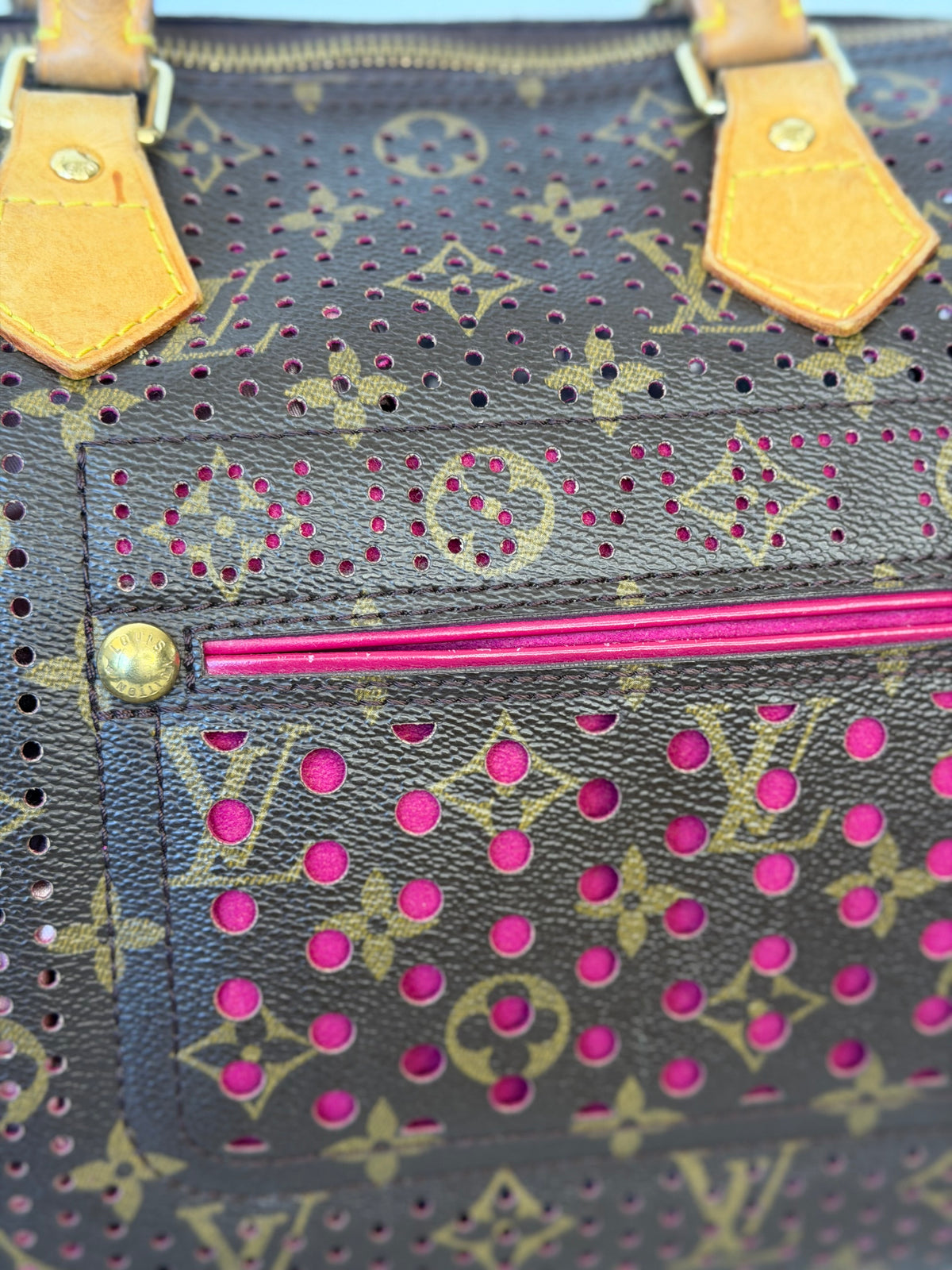Limited Edition 2006 Louis Vuitton Monogram Perforated Speedy 30 Handbag - Fuschia Interior