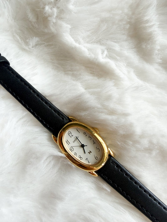 Vintage Seiko “Baignoire” Watch in Black - Mint Condition