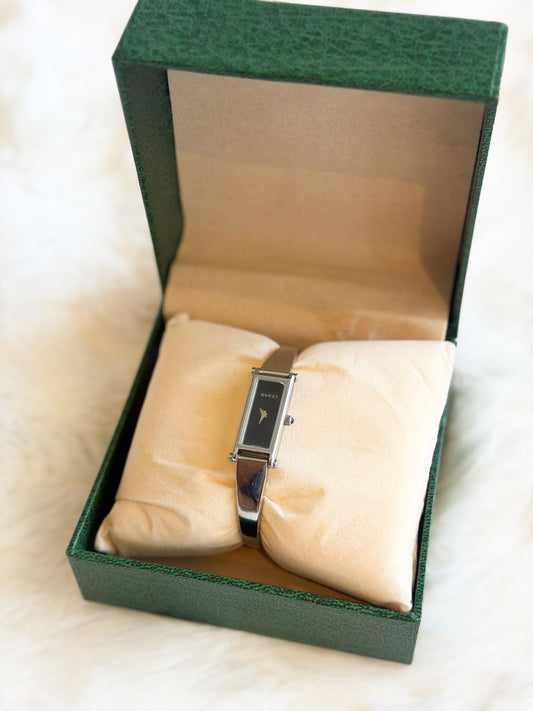 Vintage Gucci 1500L Bangle Watch