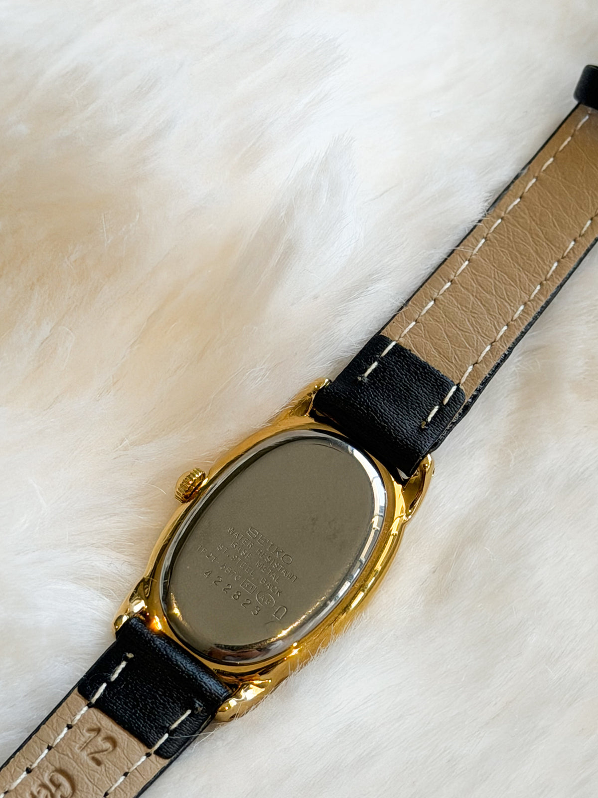 Vintage Seiko “Baignoire” Watch in Black - Mint Condition