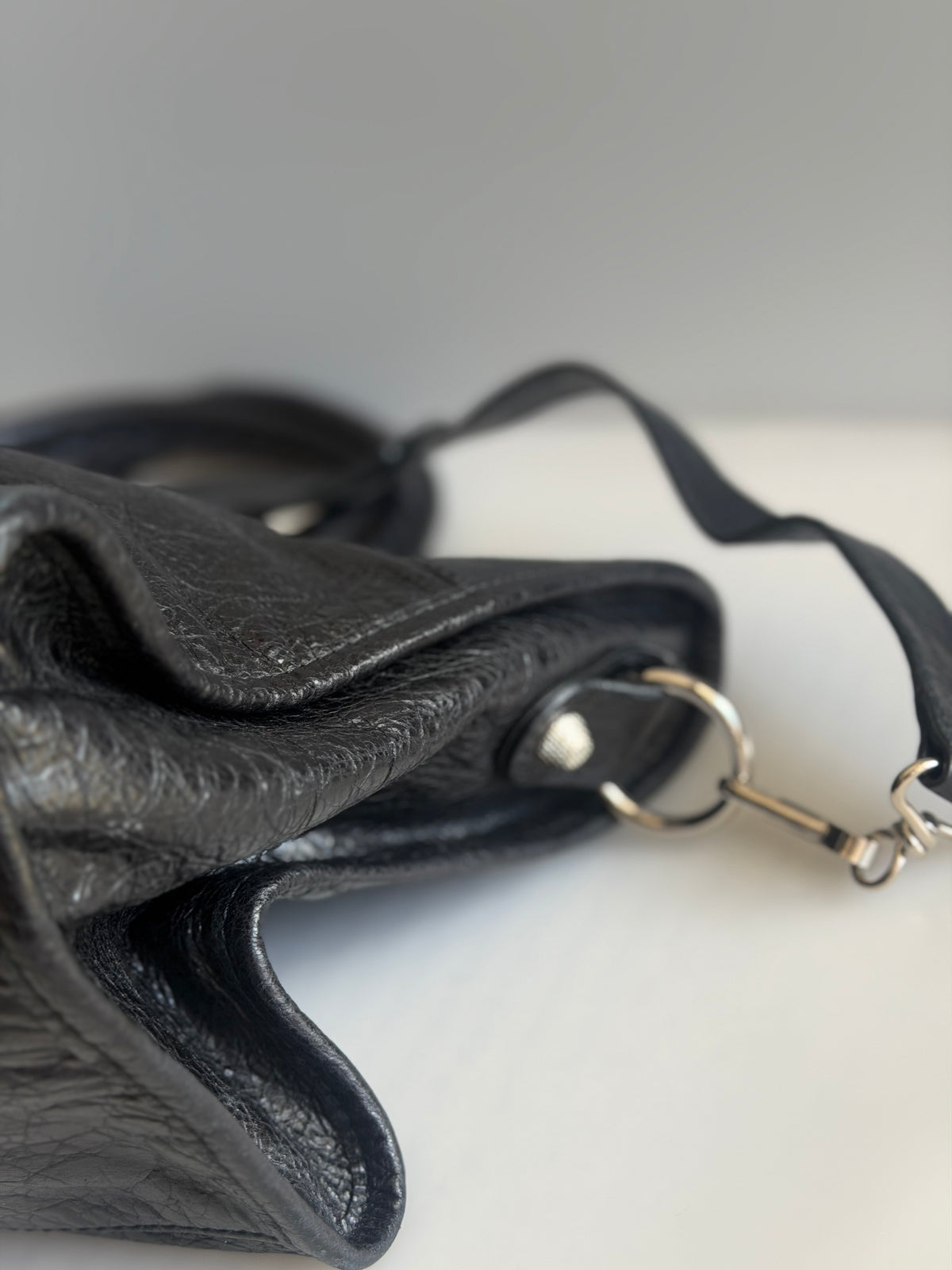 (VERY RARE) Balenciaga City Giant 12 Part Time in Agneau Leather & Silver Hardware 2-Way Bag - Black